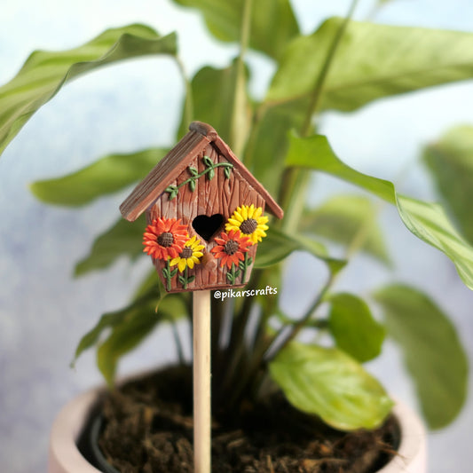 Birdhouse Plant Decoration Sunflowers with Dark Brown Wood