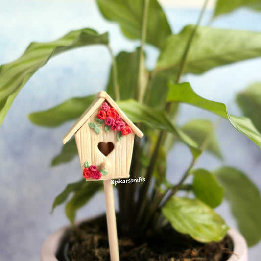 Light Brown with Red Roses Birdhouse - Plant and Home Decor
